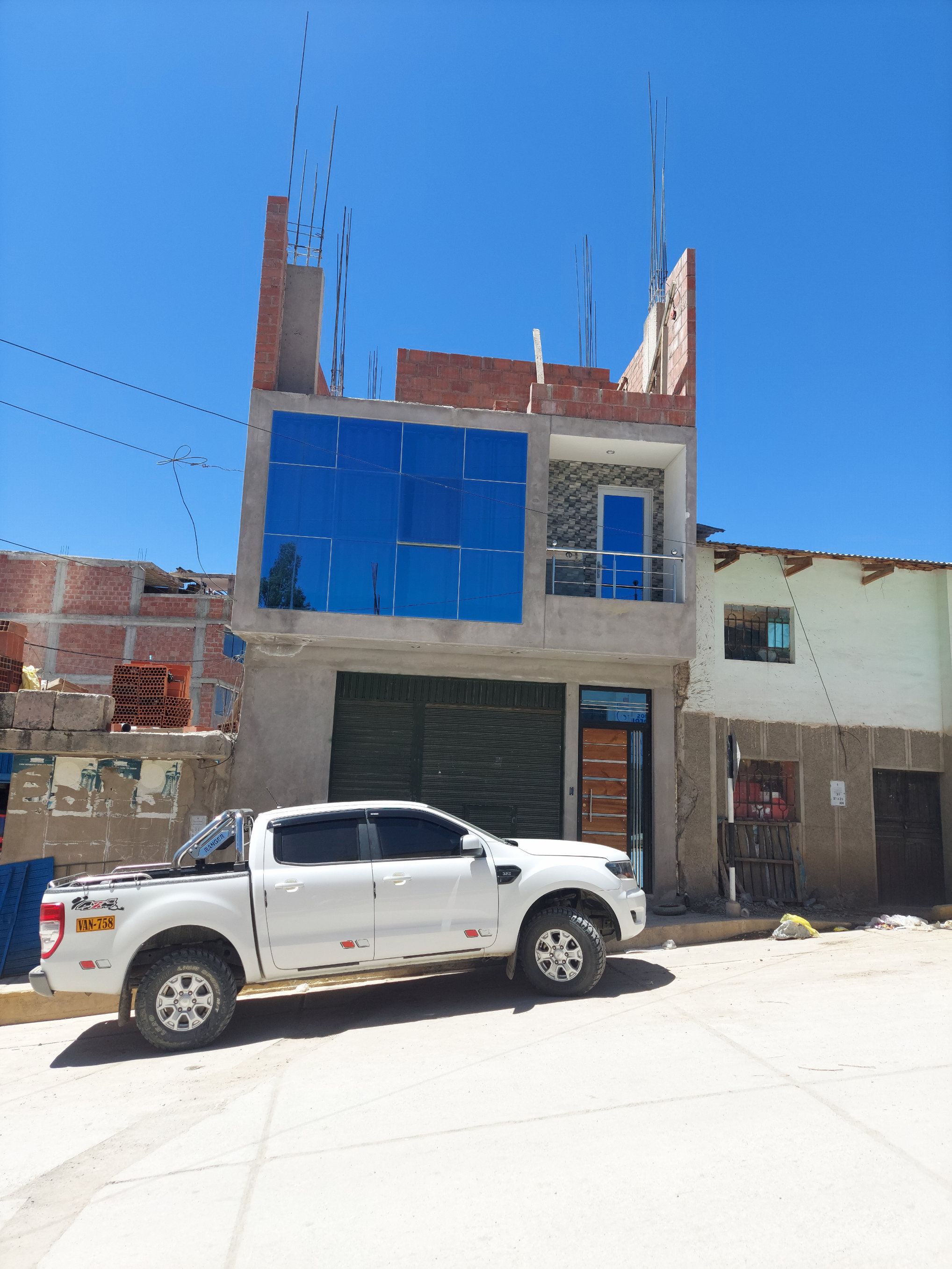 Edificio 6 Niveles Marangani